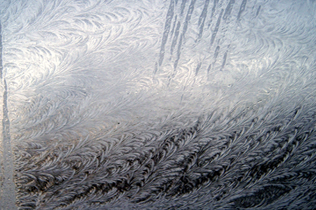frost-patterns-on-glass-2